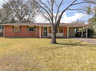 704 Wilshire Rd, Mobile, AL 36609