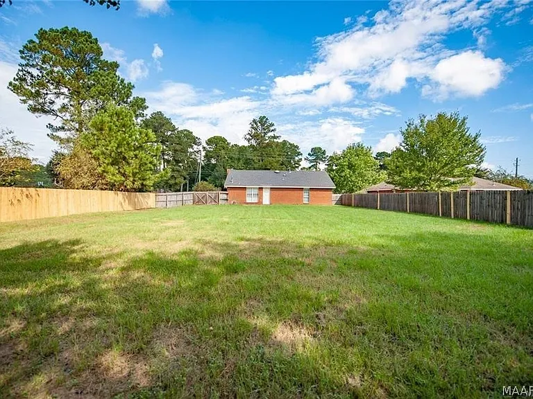 508 Deer Path — Photo 27