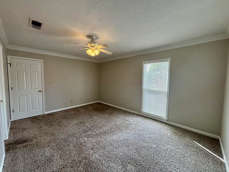 2139 Holt St — Photo 13