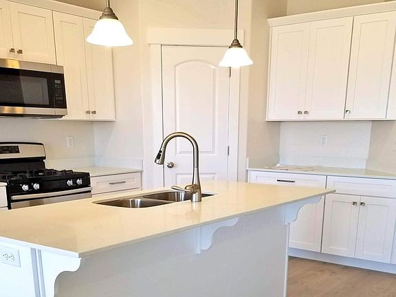 3rd image of 4352 W Hemsley Ln Unit 185