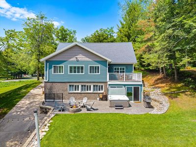9190 Marywood Dr, Stanwood, MI, 49346