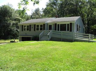 595 Maple Shade Rd, Middletown, CT 06457