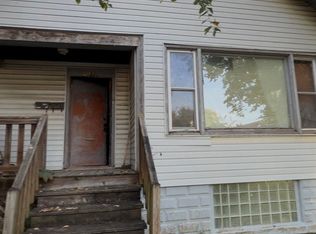11625 S Yale Ave, Chicago, IL 60628