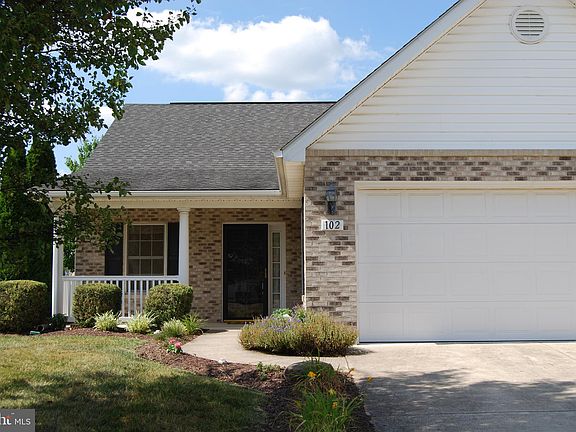 2nd image of 102 Sarvis Ct