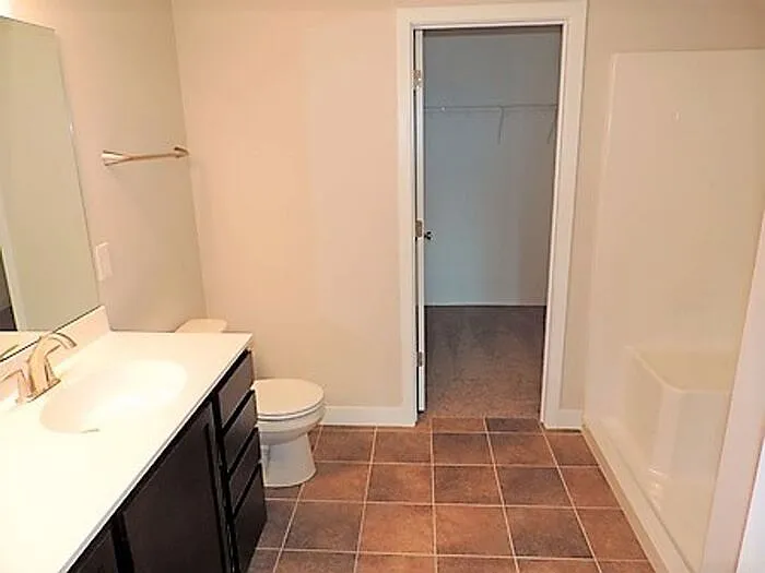 453 Taft Ave — Photo 16