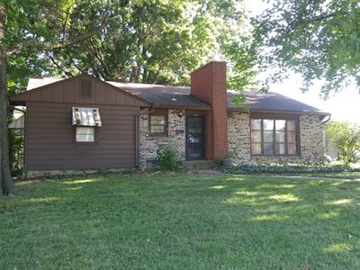 700 W Versailles Ave, California, MO, 65018