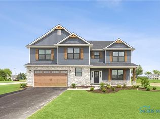 999 Stoneleigh Dr, Perrysburg, OH 43551