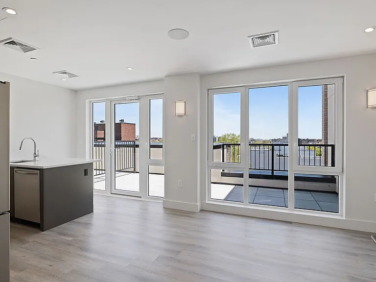 2605 Snyder Ave #7K — Photo 6