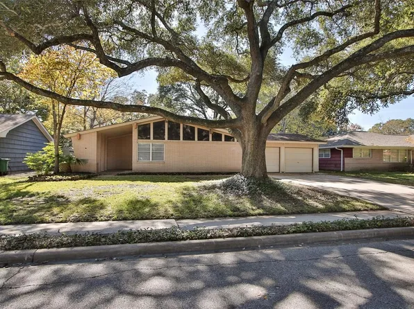 4609 Kinglet St, Houston, TX 77035