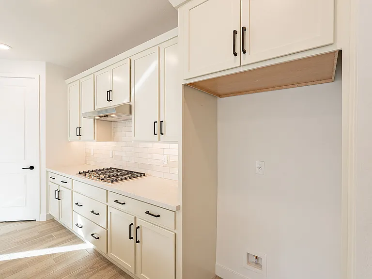 21411 W Meadowbrook Ave — Photo 18
