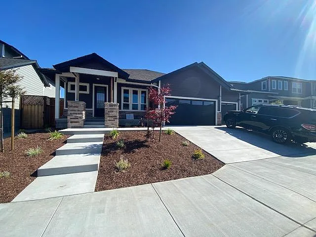 687 Jean Marie Dr — Photo 6