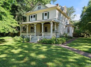 401 Carson Rd, Saint Louis, MO 63135