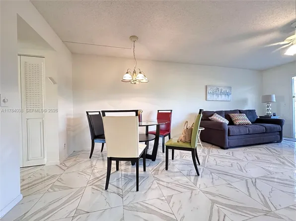 569 Fanshaw N #569, Boca Raton, FL 33434