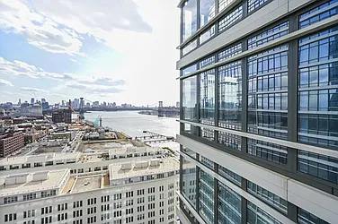 Sold by Avenue Sotheby's International Realty