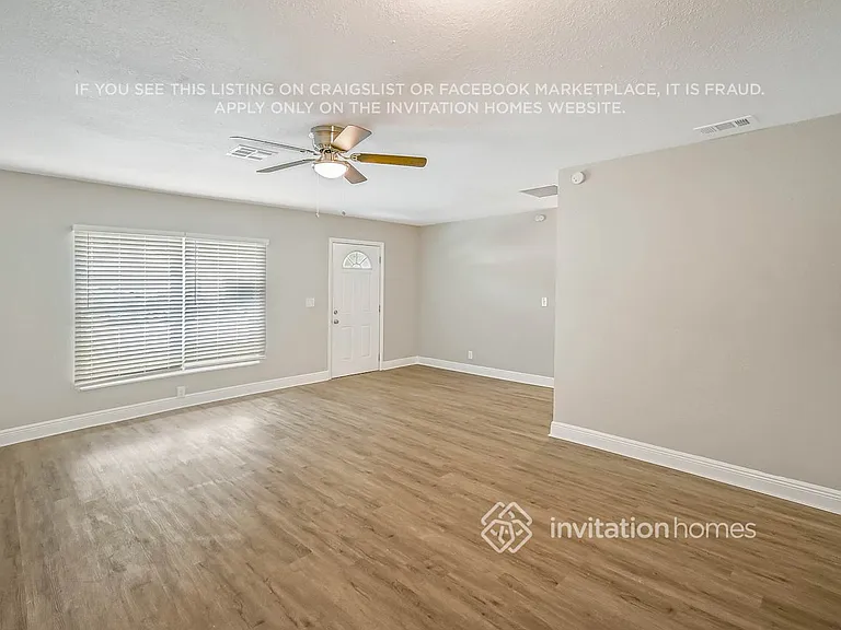 5919 Ithaca Cir W — Photo 3
