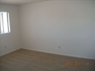 5th image of 820 Hollister St #A