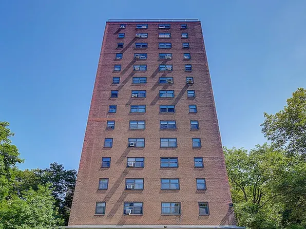 21-15 34th Avenue image 20 of 21