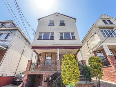 84 W 56th St, Bayonne, NJ, 07002