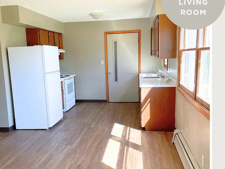 408 NW 4th St #1 — Photo 4