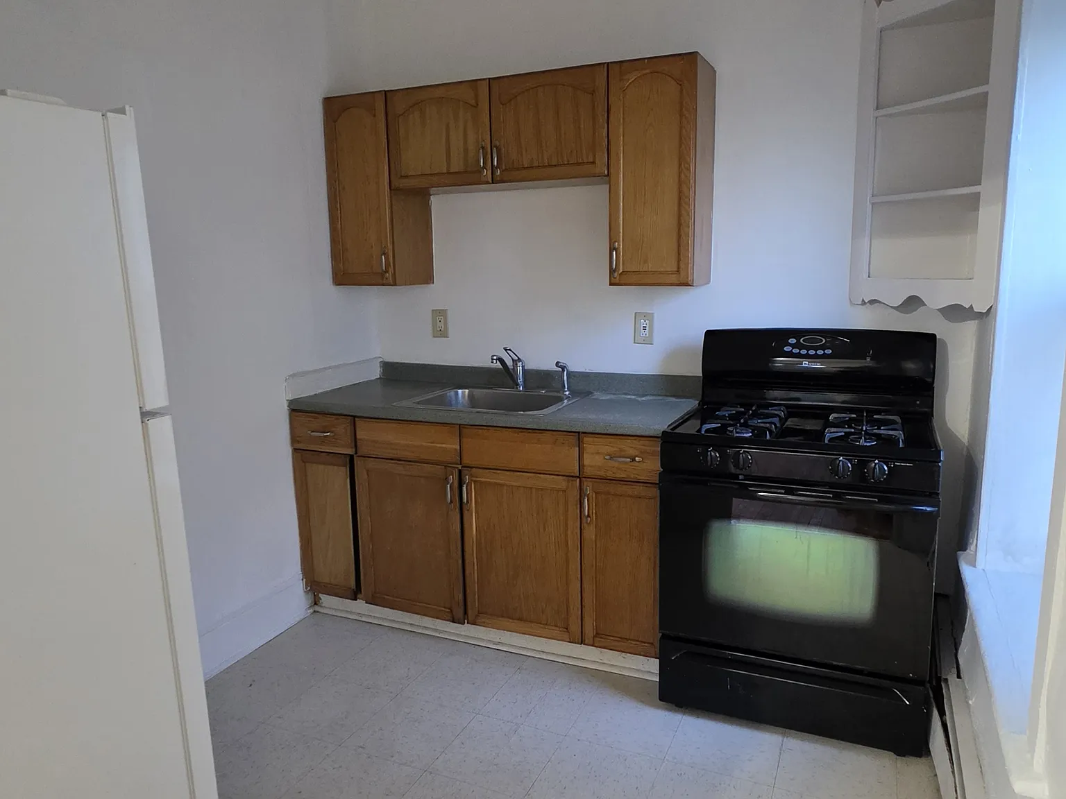 1 bed, $1,300 — Photo 1