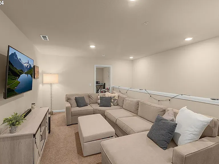 15610 NW Snowbush Ln — Photo 10