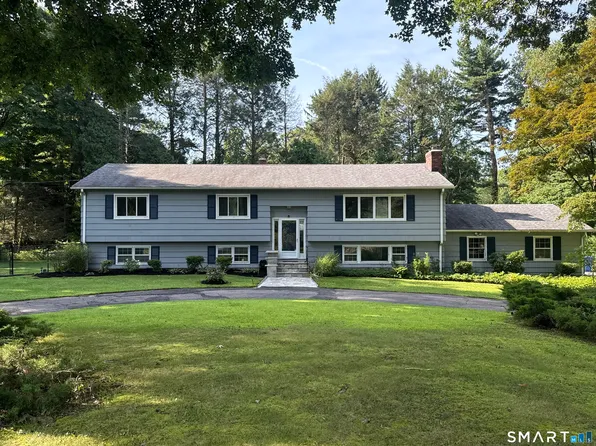 14 Watrous Lane, Woodbridge, CT 06525