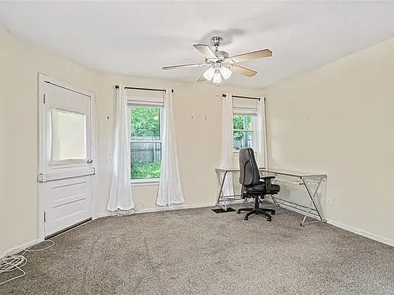 216 N Wheeling Ave — Photo 21