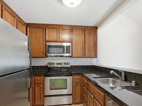 4th image of 5689 Makati Cir APT H