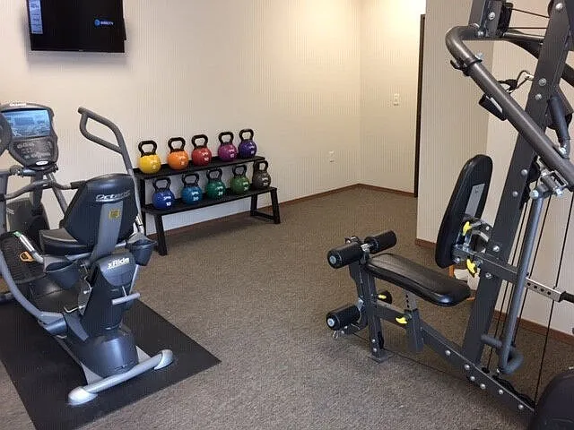 Dakota Pointe — Photo 13
