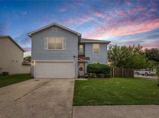 504 W Metcalfe St, Hutto, TX 78634