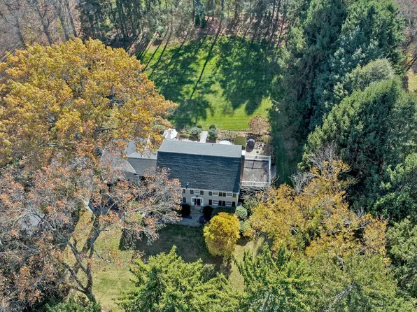 44 Knollwood Lane, Darien, CT 06820