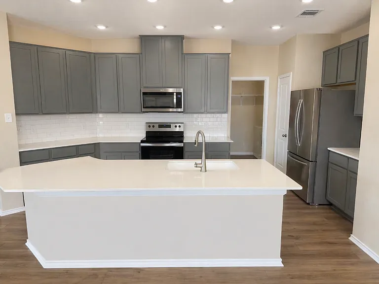 1308 Long Creek Ln — Photo 5