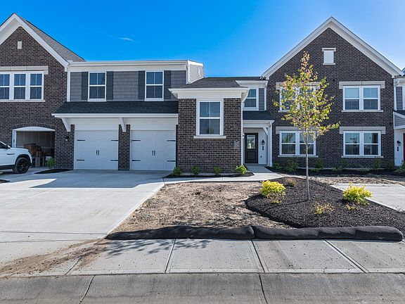 2nd image of 5239 Hazeltine Ln #1