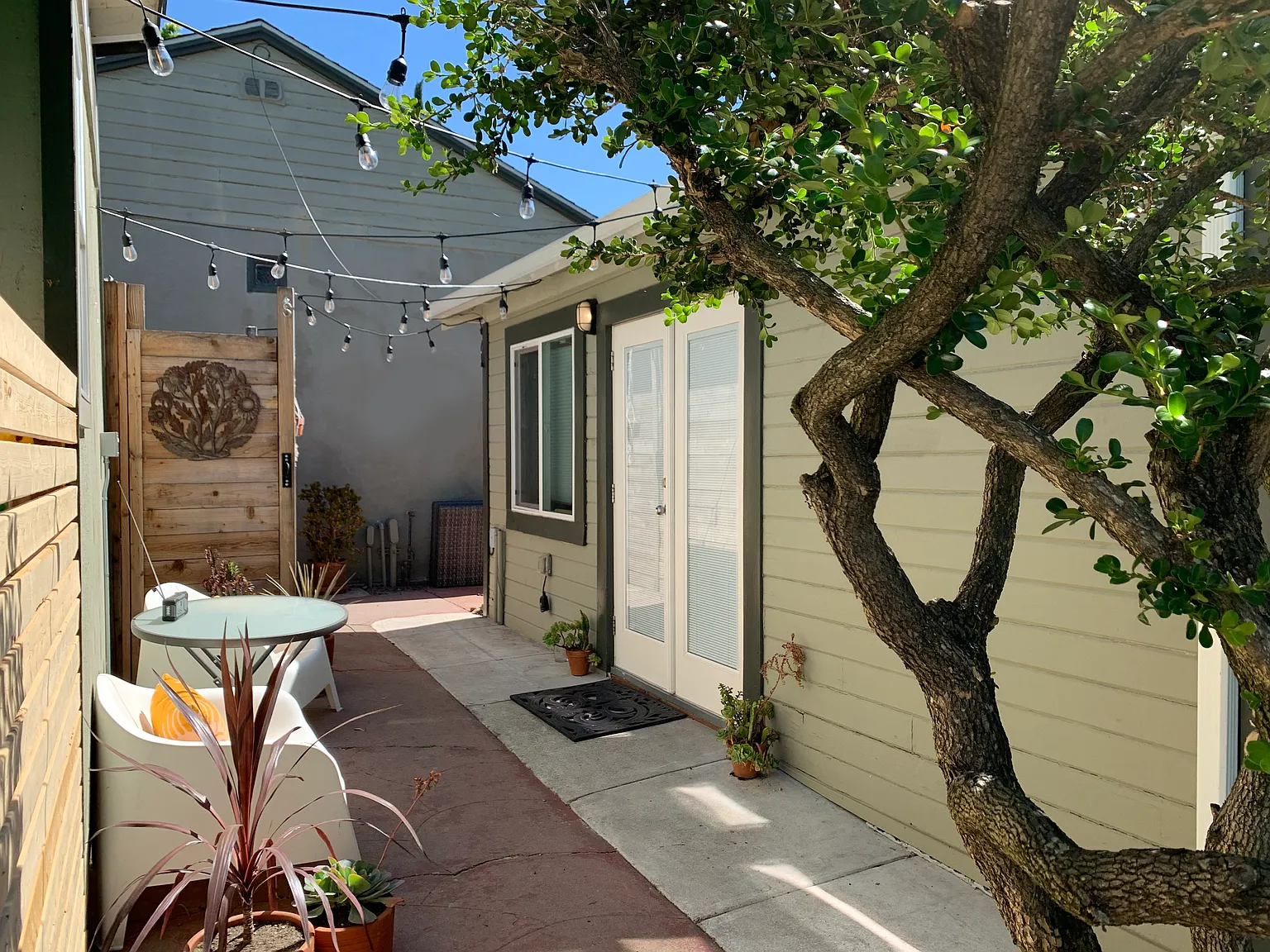 San Carlos Ave, Oakland — Photo 1