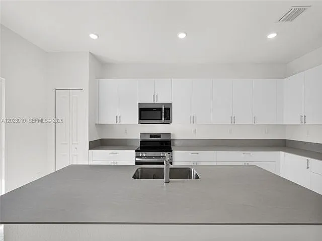 27210 SW 156th Ave — Photo 15