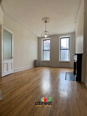 Rented by Citi Nest Group LLC | media 10