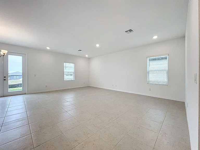 1430 Arbor Hill Dr — Photo 23