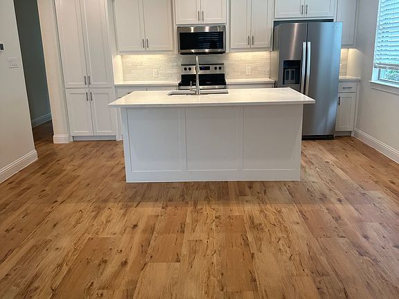 2nd image of 3205 McCart Ave