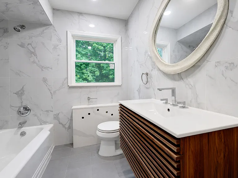 4-21 Saddle River Rd #2 — Photo 10