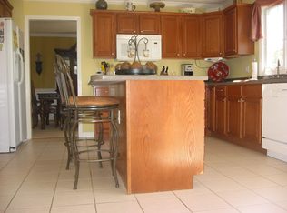 401 Whispering Pines Cc Ln, Normal, IL 61761