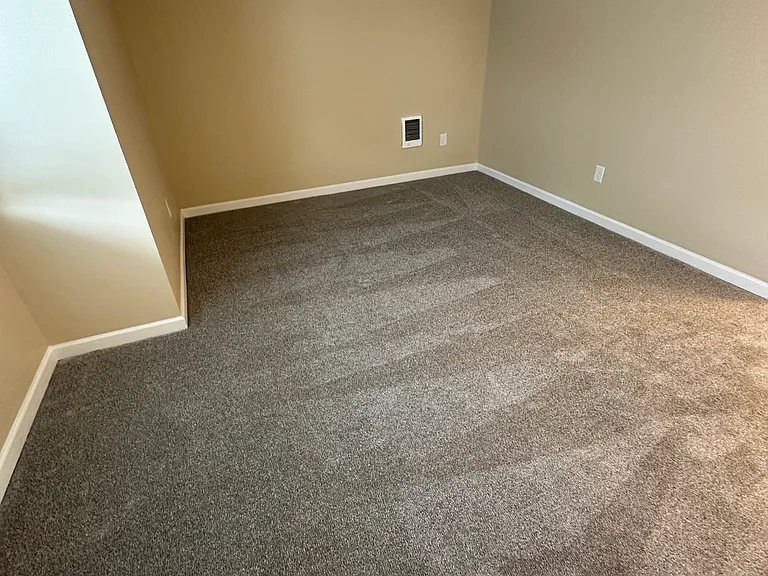 Evanbrook Apartments — Photo 25