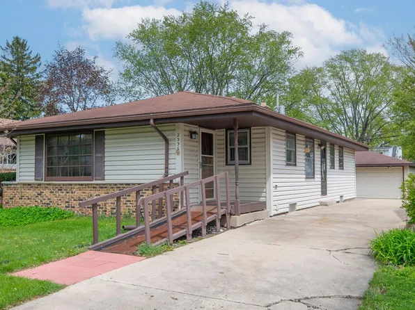 2336 N 116th STREET, Wauwatosa, WI 53226