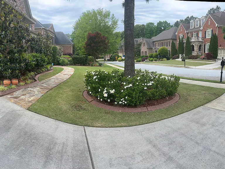 103 Century Park Pl — Photo 3