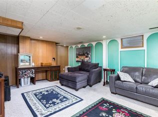 9703 W 92nd Ter, Overland Park, KS 66212