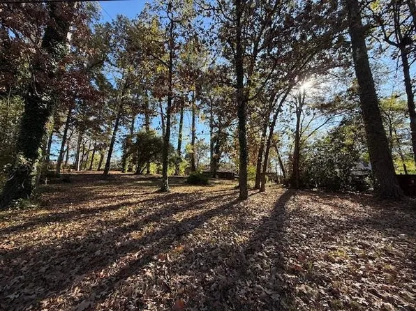 1010 Delwood St, Longview, TX 75605