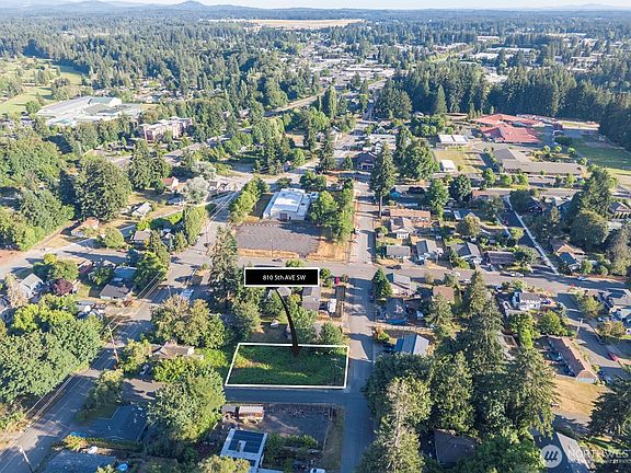 4th image of 810 S 5th Avenue SW