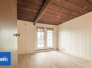 2348 Silver Ridge Ave, Los Angeles, CA 90039