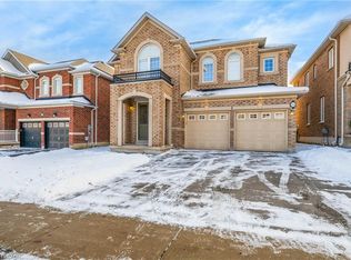22 Woodhouse St, Hamilton, ON L9K0H2
