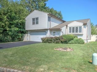 116 Independence Ct, Union, NJ 07083