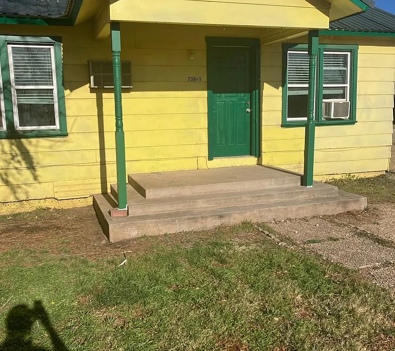 739 Iberis Rd S #1